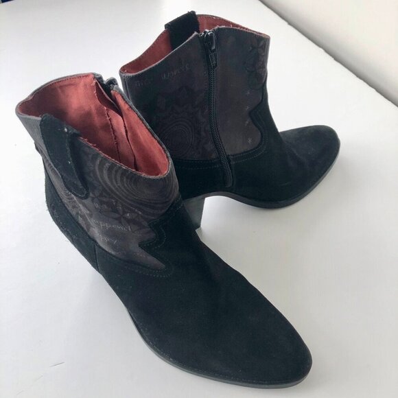 DESIGUAL Suede Ankle Boot Western Boho Style Black Grey Design Pink EU 39/US 8.5 - Picture 5 of 16